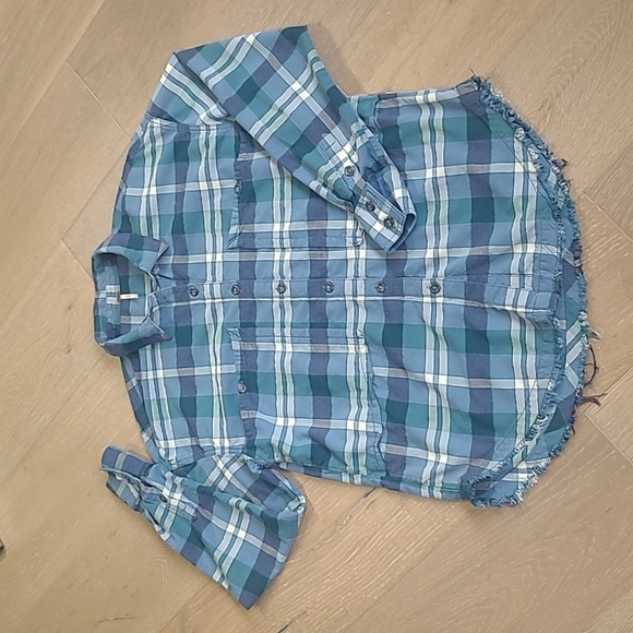 Free People Flannel Shirt Women's Medium Blue Plaid Raw Hem Long Sleeve Shirt - Picture 1 of 9
